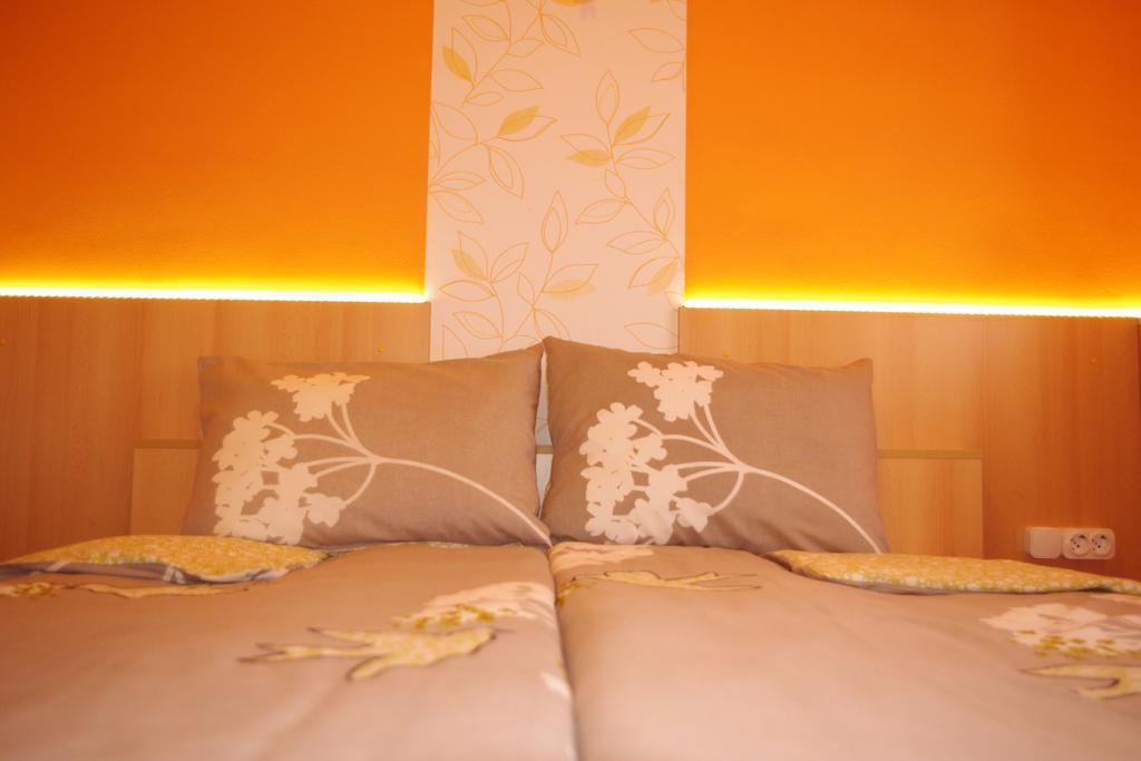 Bors Apartman Szeged Buitenkant foto
