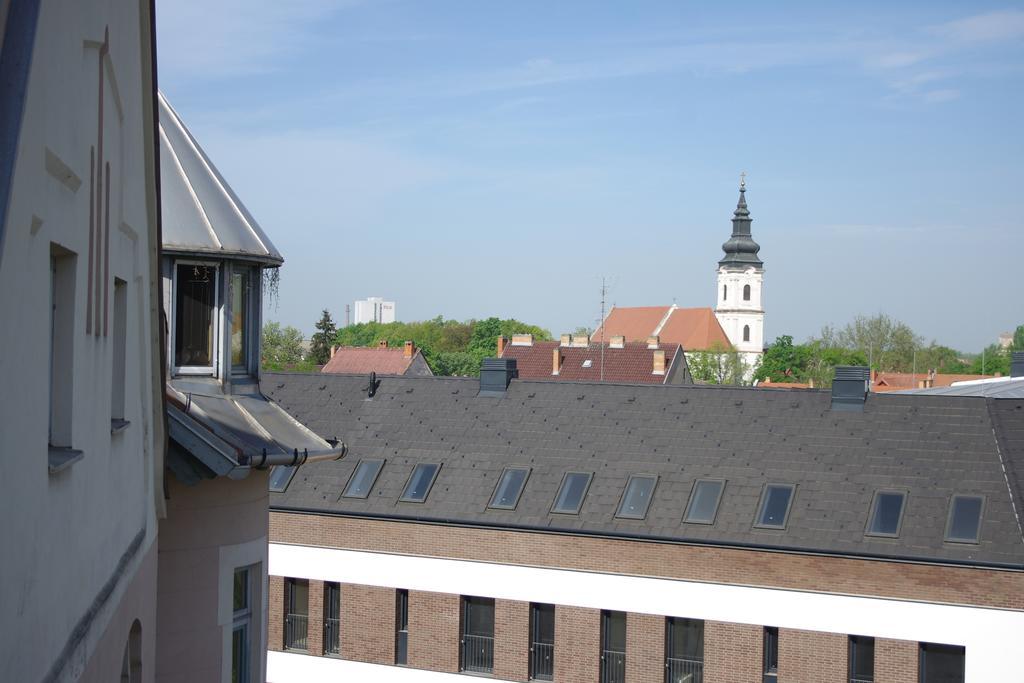 Bors Apartman Szeged Buitenkant foto